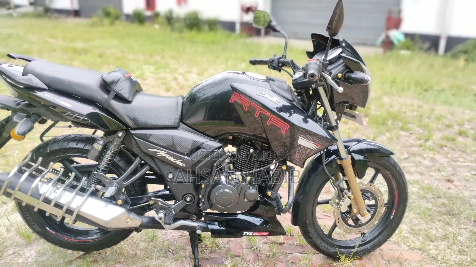 New TVS Apache RTR 160 2V 2021 Black