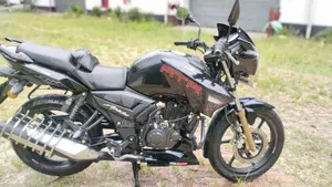 New TVS Apache RTR 160 2V 2021 Black