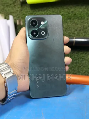 Vivo Y28 8 GB Green