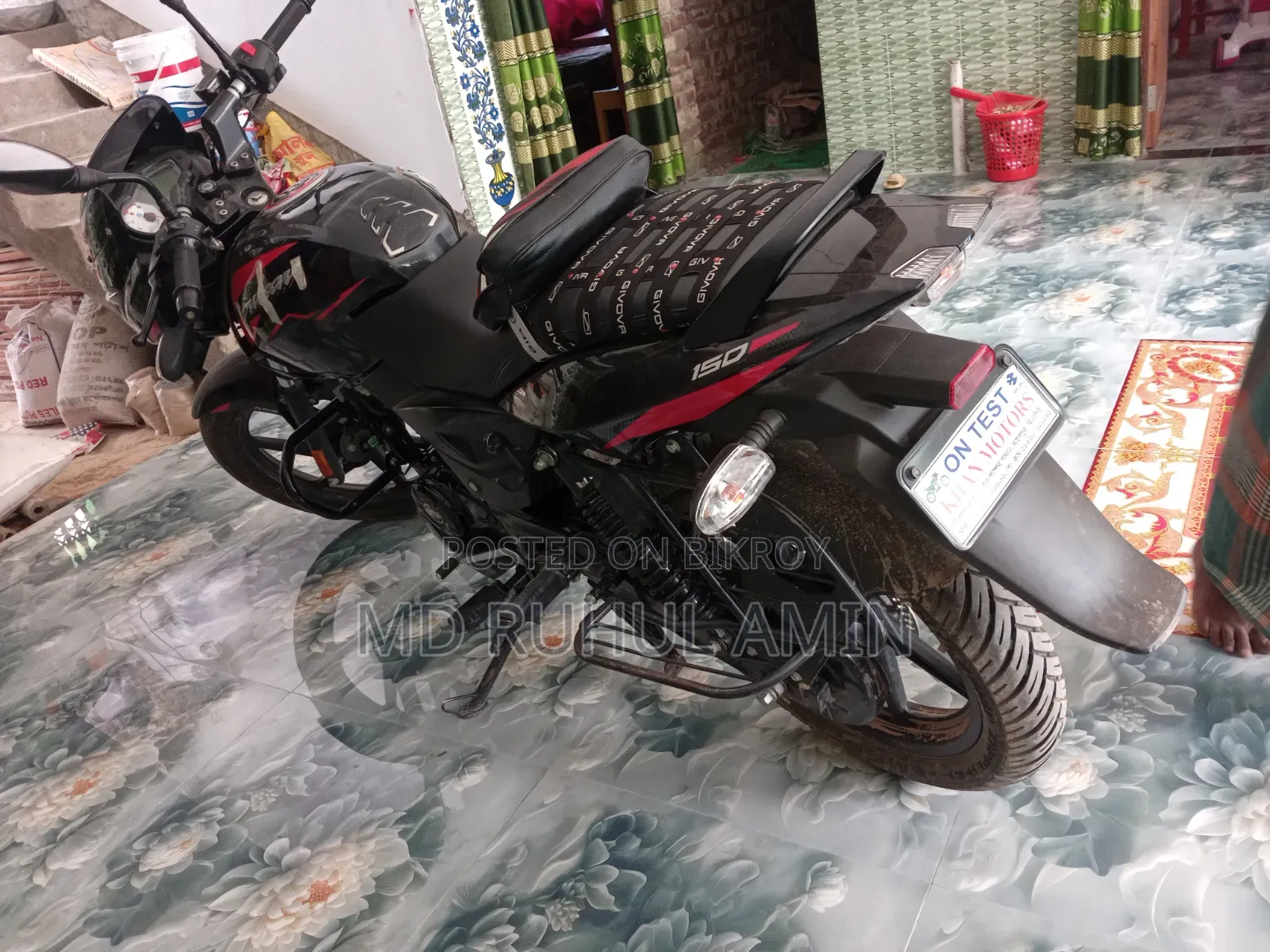 Bajaj Pulsar 150 2024 Black