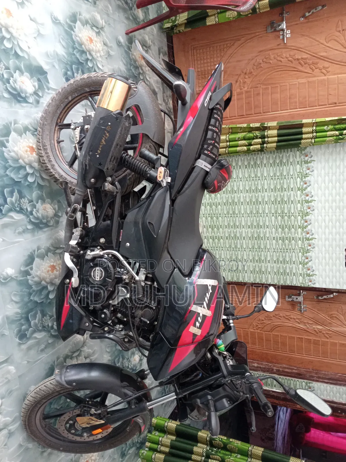 Bajaj Pulsar 150 2024 Black