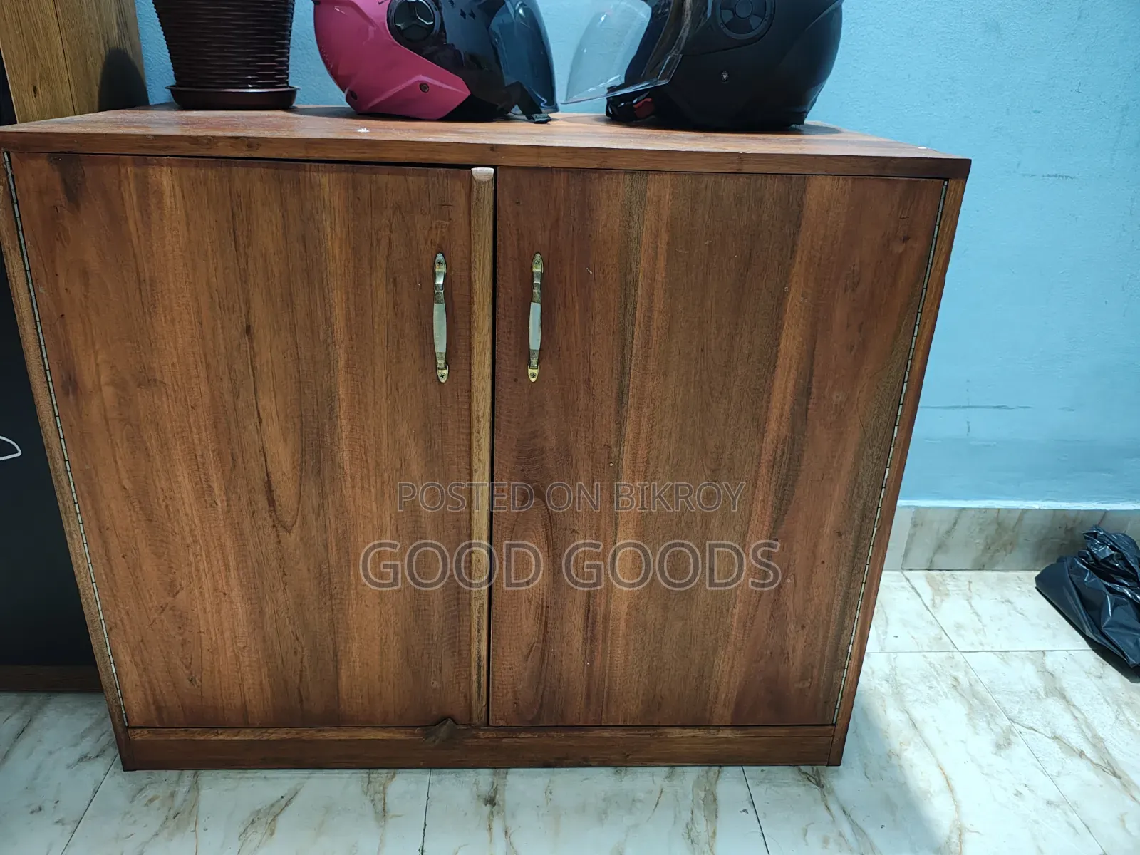 Wooden Kitchen Cabinet