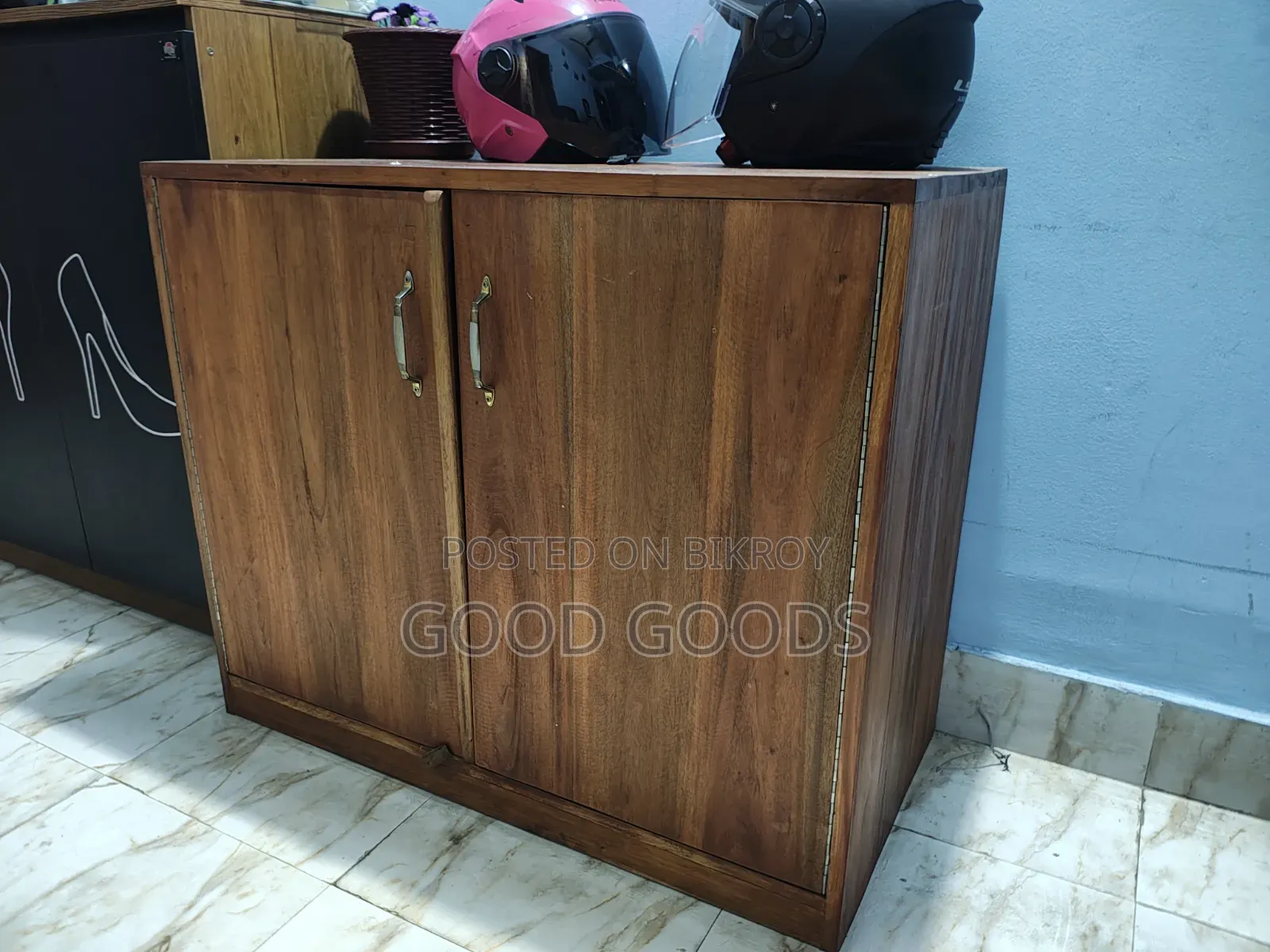 Wooden Kitchen Cabinet