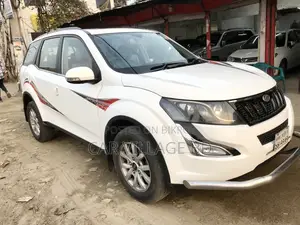 Mahindra XUV500 2016 White