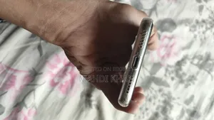 Apple iPhone XS 64 GB White