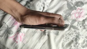 Apple iPhone XS 64 GB White