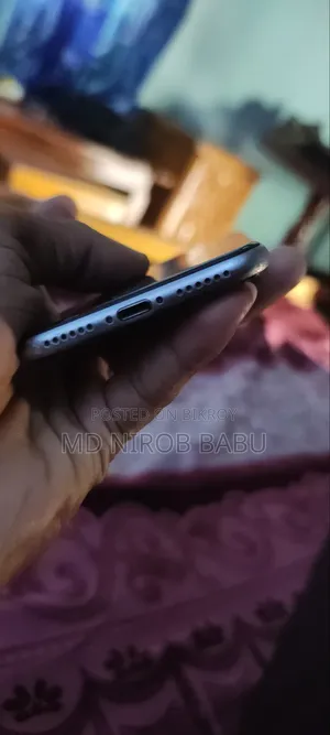 Apple iPhone 8 64 GB Black