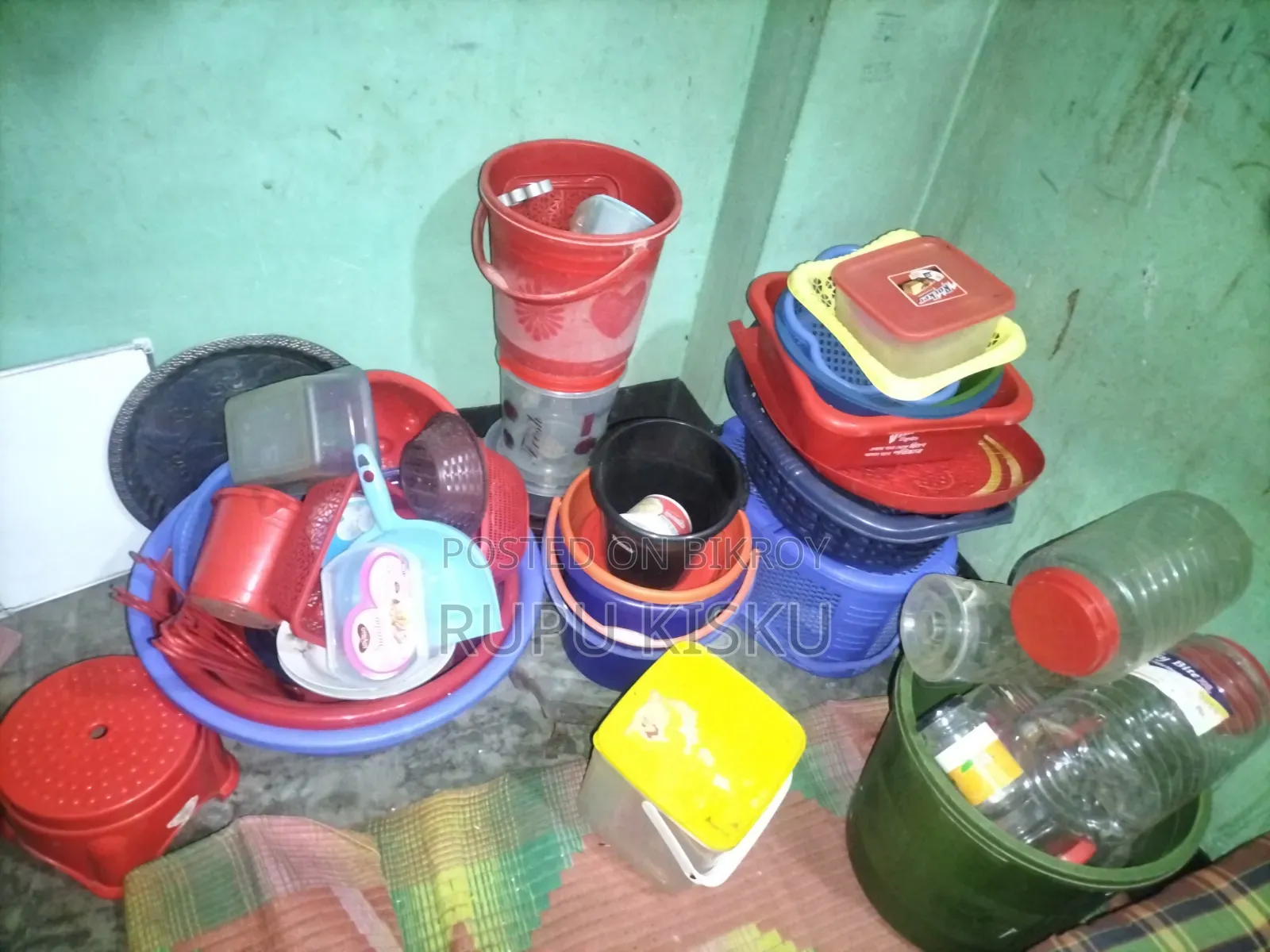 প্লাষ্টিক মালামাল