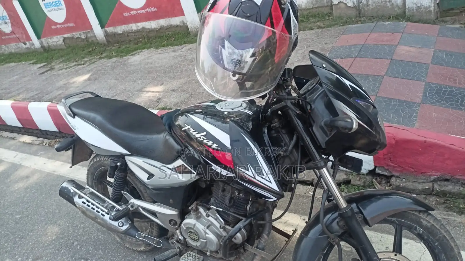 Bajaj Pulsar 150 2015 Black