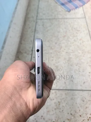 Tecno Spark Go 64 GB White