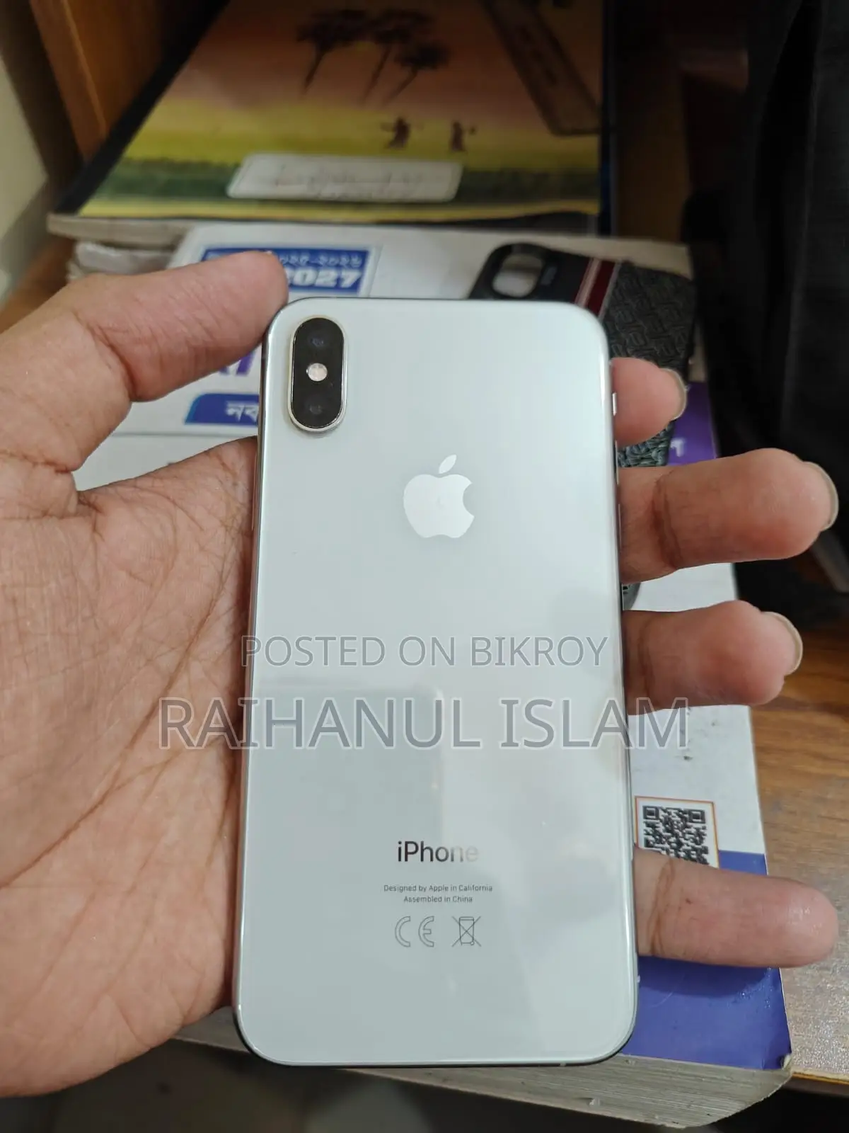 Apple iPhone XS 64 GB White