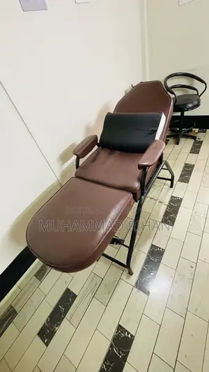 পার্লার বেড