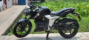 TVS Apache 160 4V 2023 Black