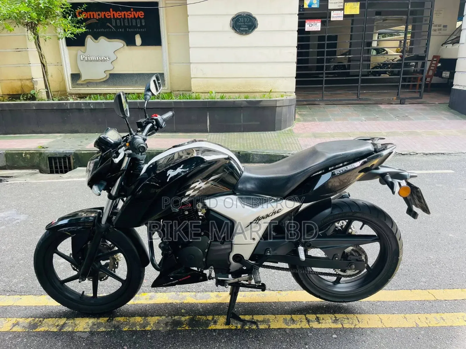 TVS Apache 160 4V 2020 Black