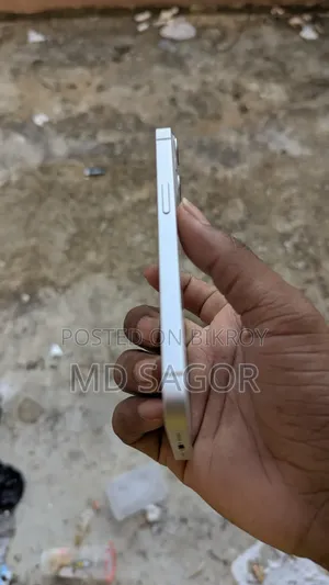 Apple iPhone 13 256 GB White