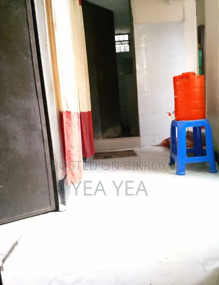 5bdrm House in Uttara for Sale