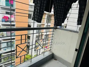 4bdrm Apartment in Basundhara for Sale