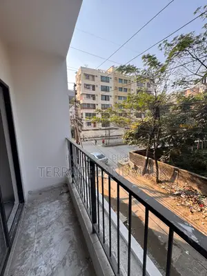 4-bedroom Apartment in Basundhara for sale