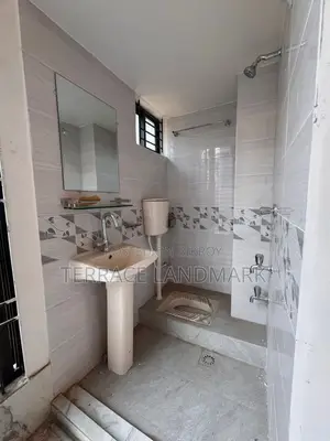 4-bedroom Apartment in Bashundhara for Sale