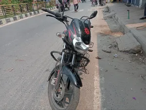 Bajaj Discover 135 2012