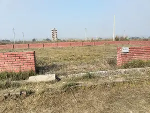 বিক্রয়ের জন্য বড় এম ব্লক দক্ষিণমুখী ৭.৫ কাঠার প্লট