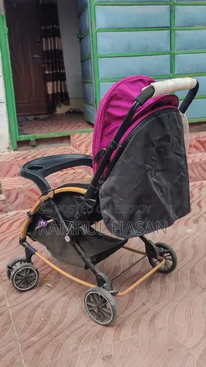 C 3 Baby Stroller