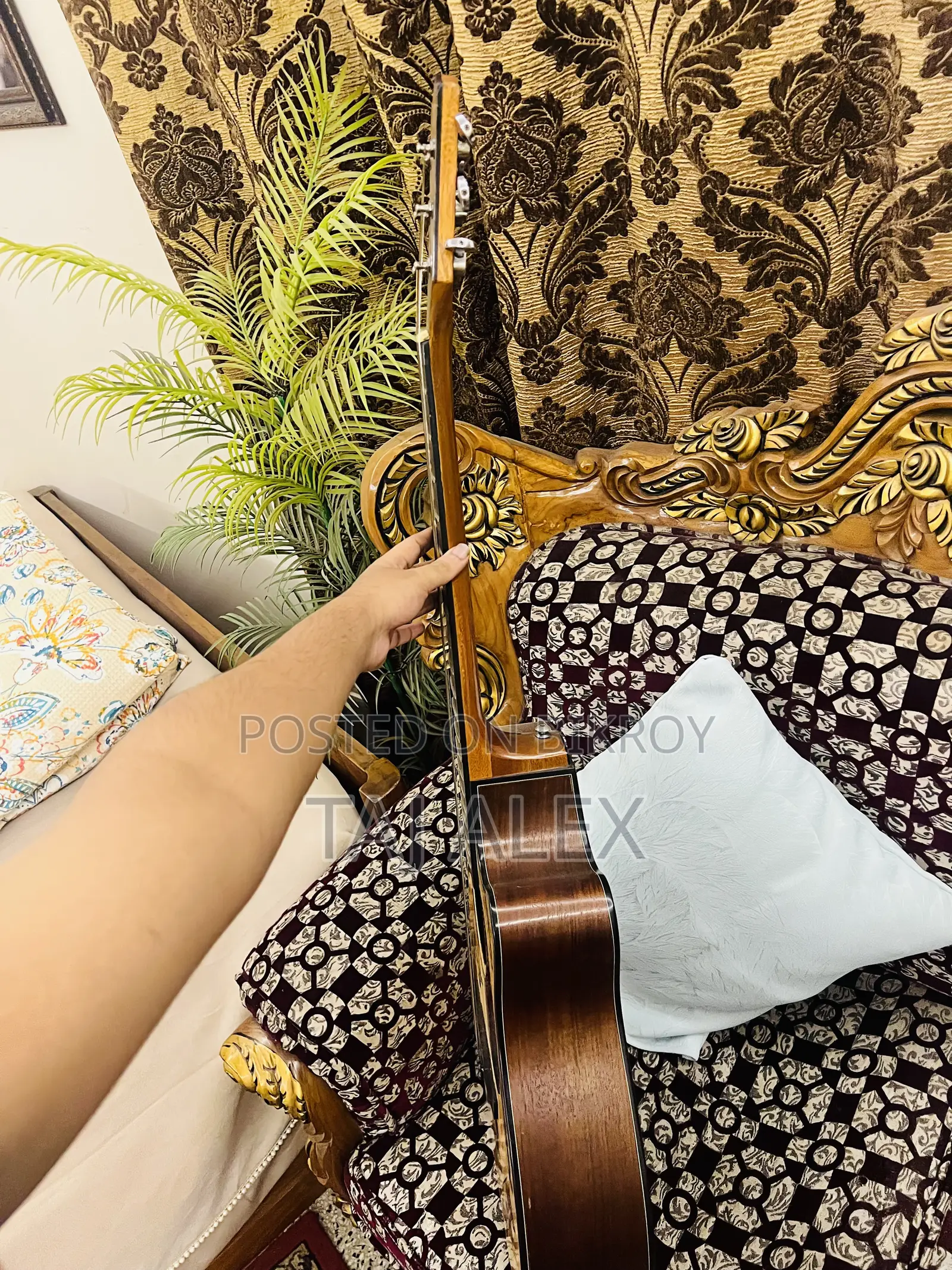 Guitar Deviser Ls-570