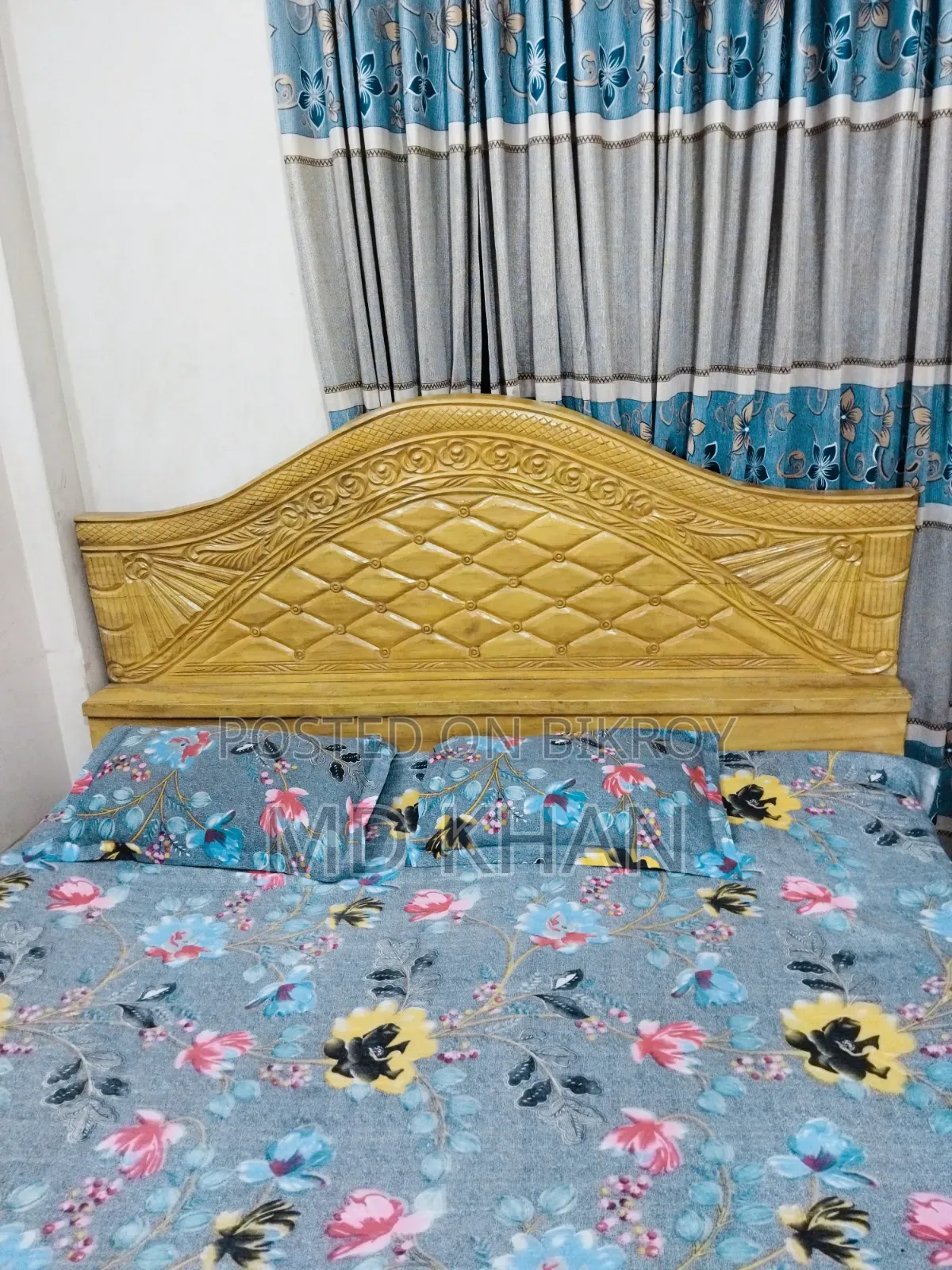 Mahogany Wood Bed