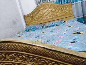 Mahogany Wood Bed