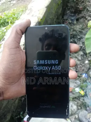 Samsung Galaxy A50 64 GB