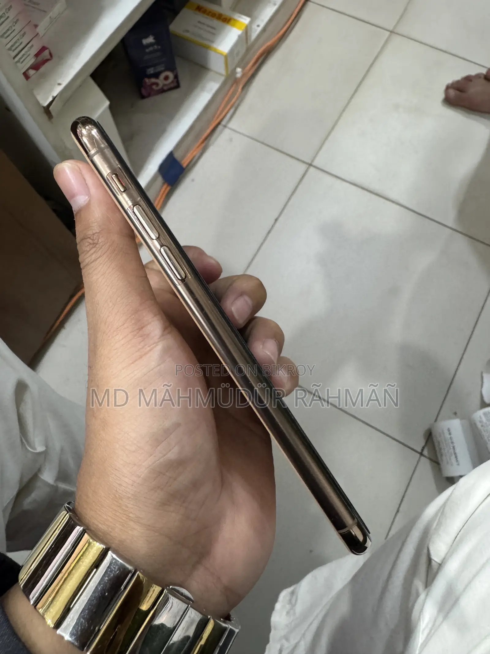 Apple iPhone 11 Pro Max 64 GB Gold