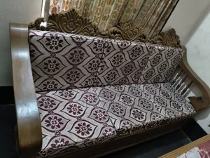Sofa Set Urgent Sale