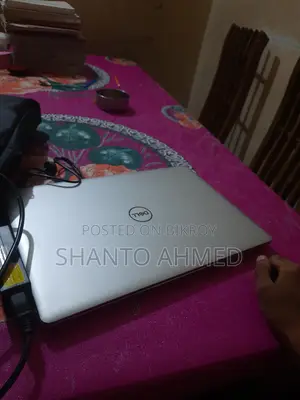 Laptop Dell Inspiron 15 8GB Intel Core I5 HDD+SSD 1T