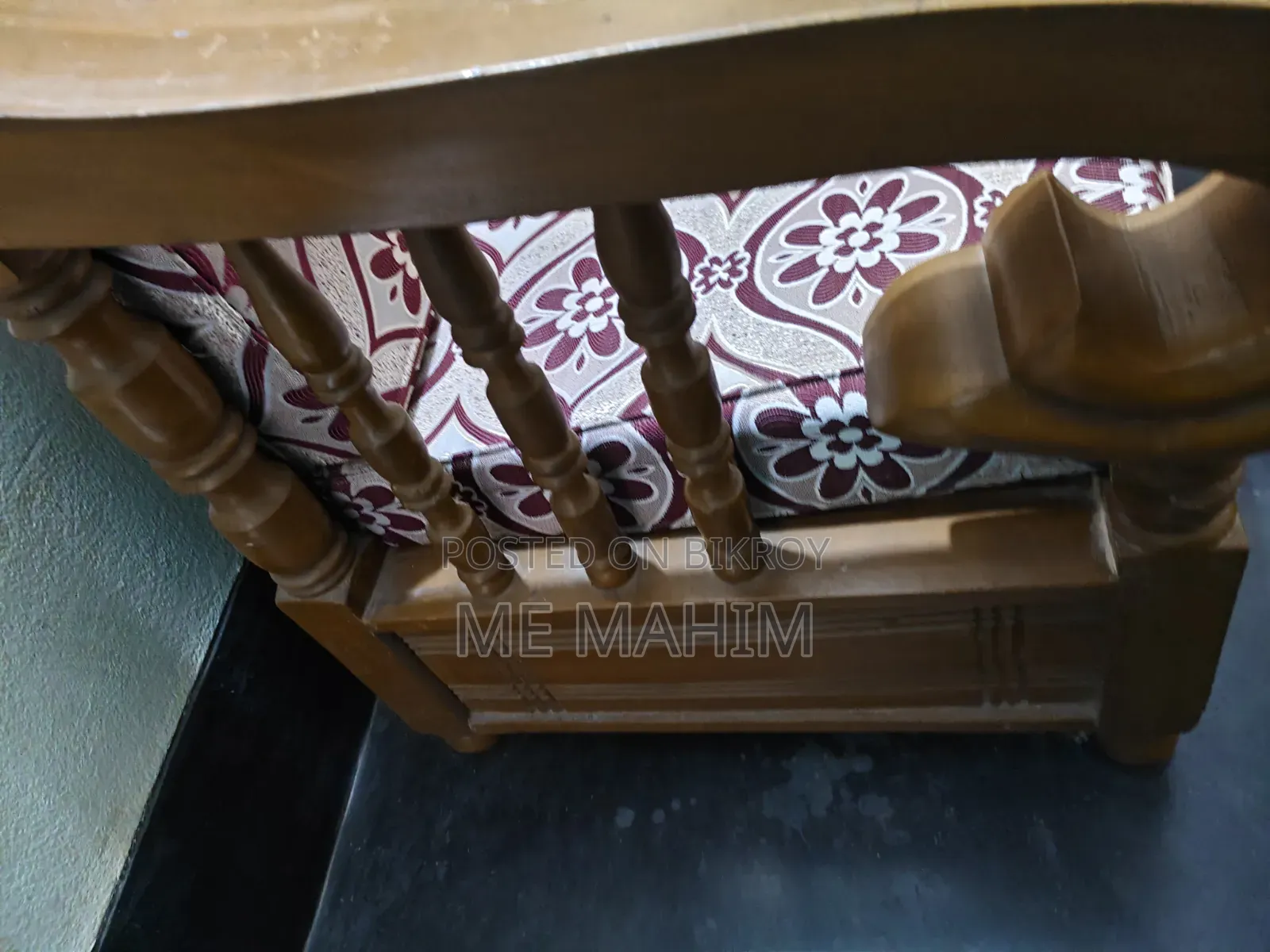 Sofa Set Urgent Sale