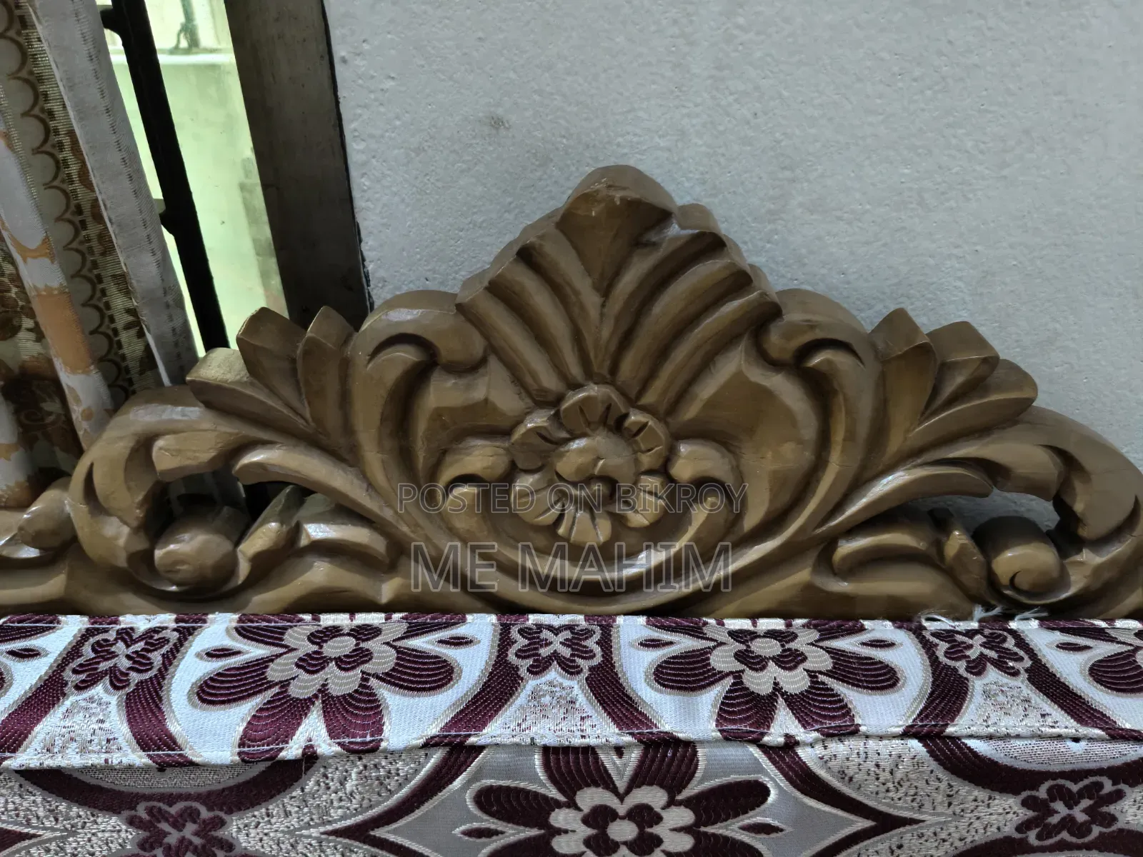Sofa Set Urgent Sale