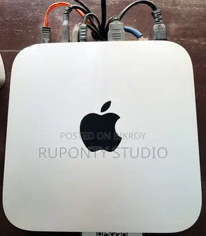 Desktop Computer Apple Mac Mini 8GB Intel Core I7 SSD 256GB