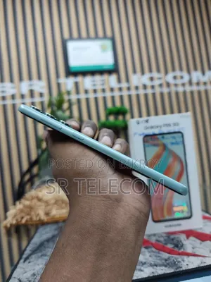Samsung Galaxy F55 128 GB Blue