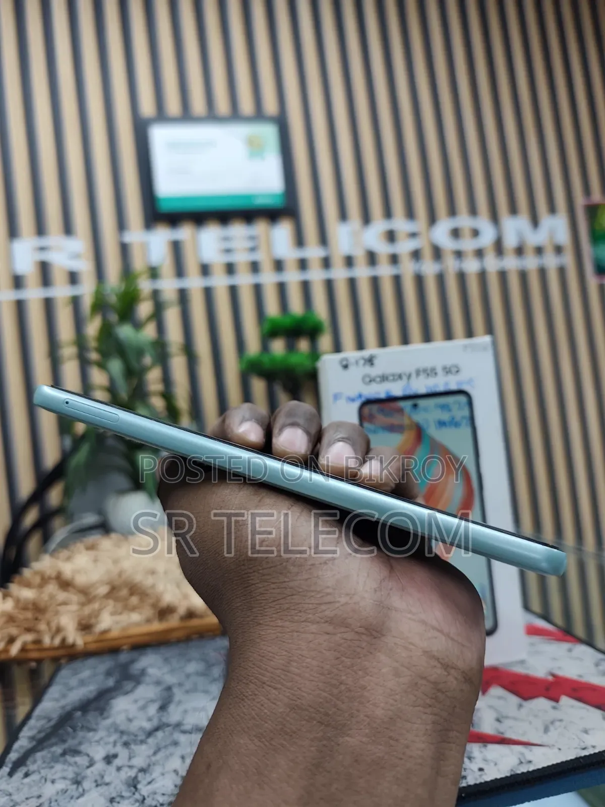 Samsung Galaxy F55 128 GB Blue