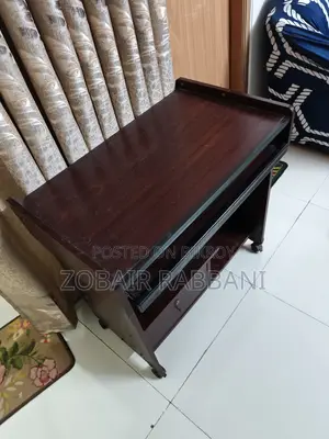 A computer table will be sold
