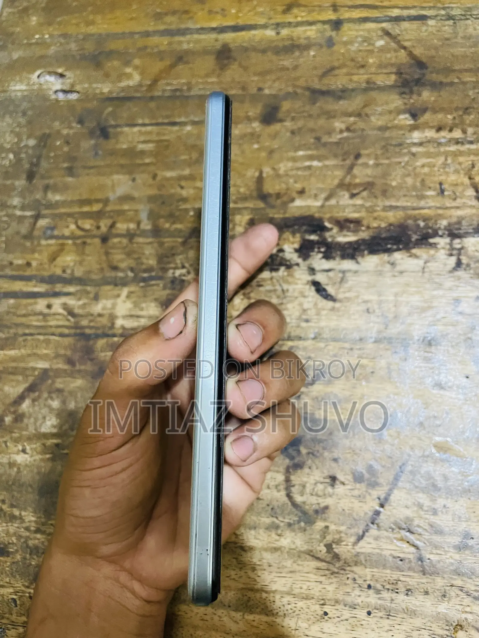Vivo Y21 64 GB