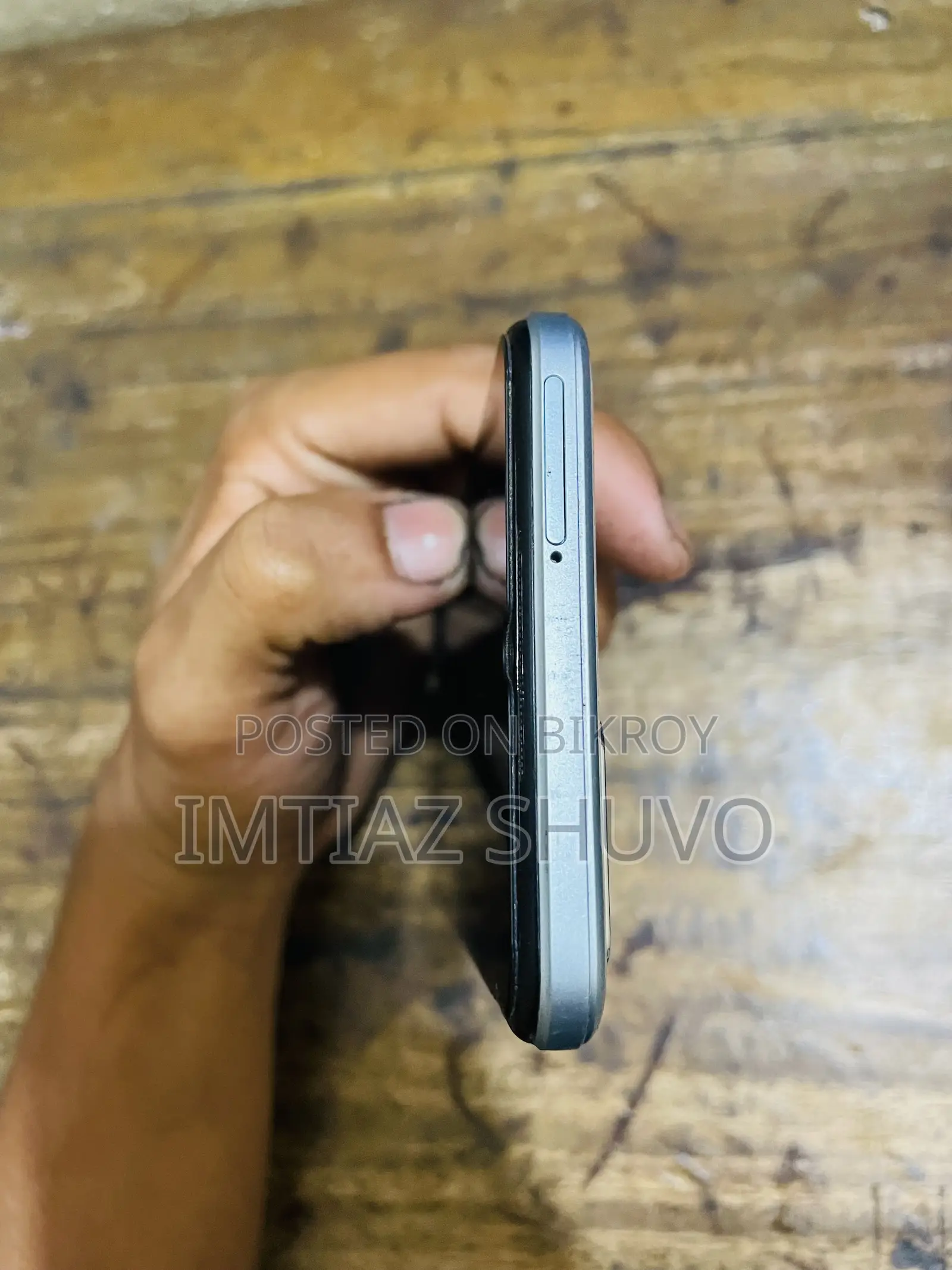 Vivo Y21 64 GB