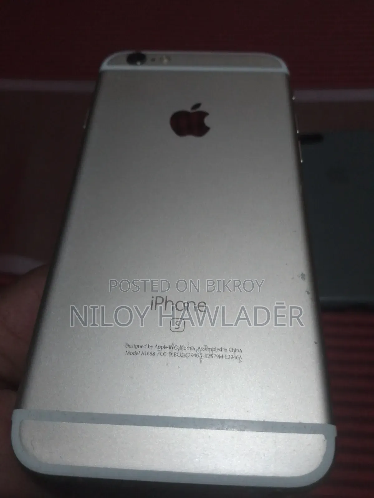 Apple iPhone 6s 64 GB Gold
