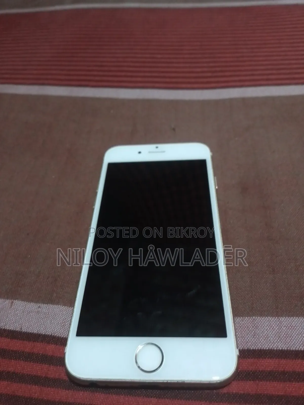 Apple iPhone 6s 64 GB Gold