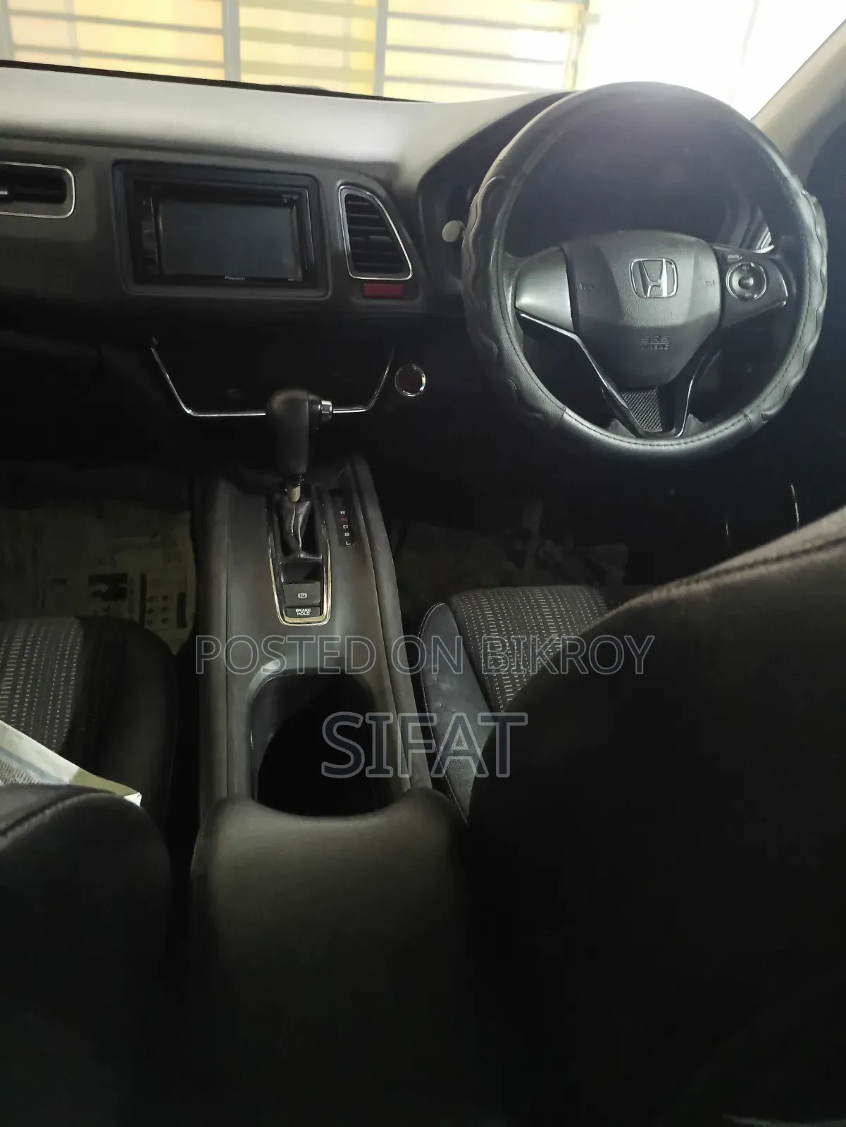 Honda Vezel 1.5 2WD 2015 Gray