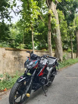 TVS Apache 160 4V 2023 Black