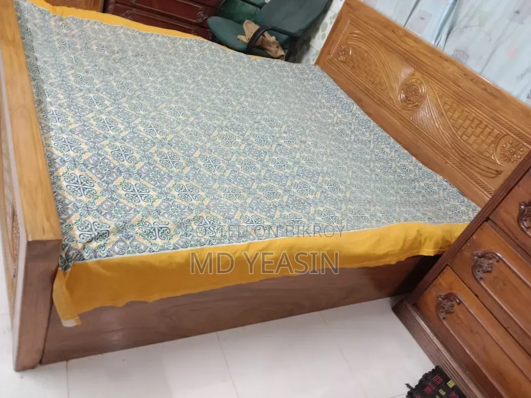 Teak Wood Bed 6/7