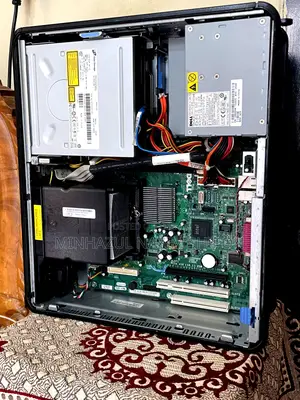 Desktop Computer Dell OptiPlex 780 6GB Intel Core 2 Quad HDD 160GB