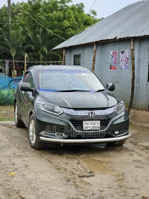 Honda Vezel 1.5 Hybrid 2 Wheel Drive 2014 Green