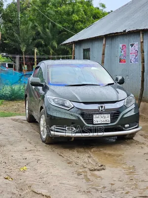 Honda Vezel 1.5 Hybrid 2 Wheel Drive 2014 Green