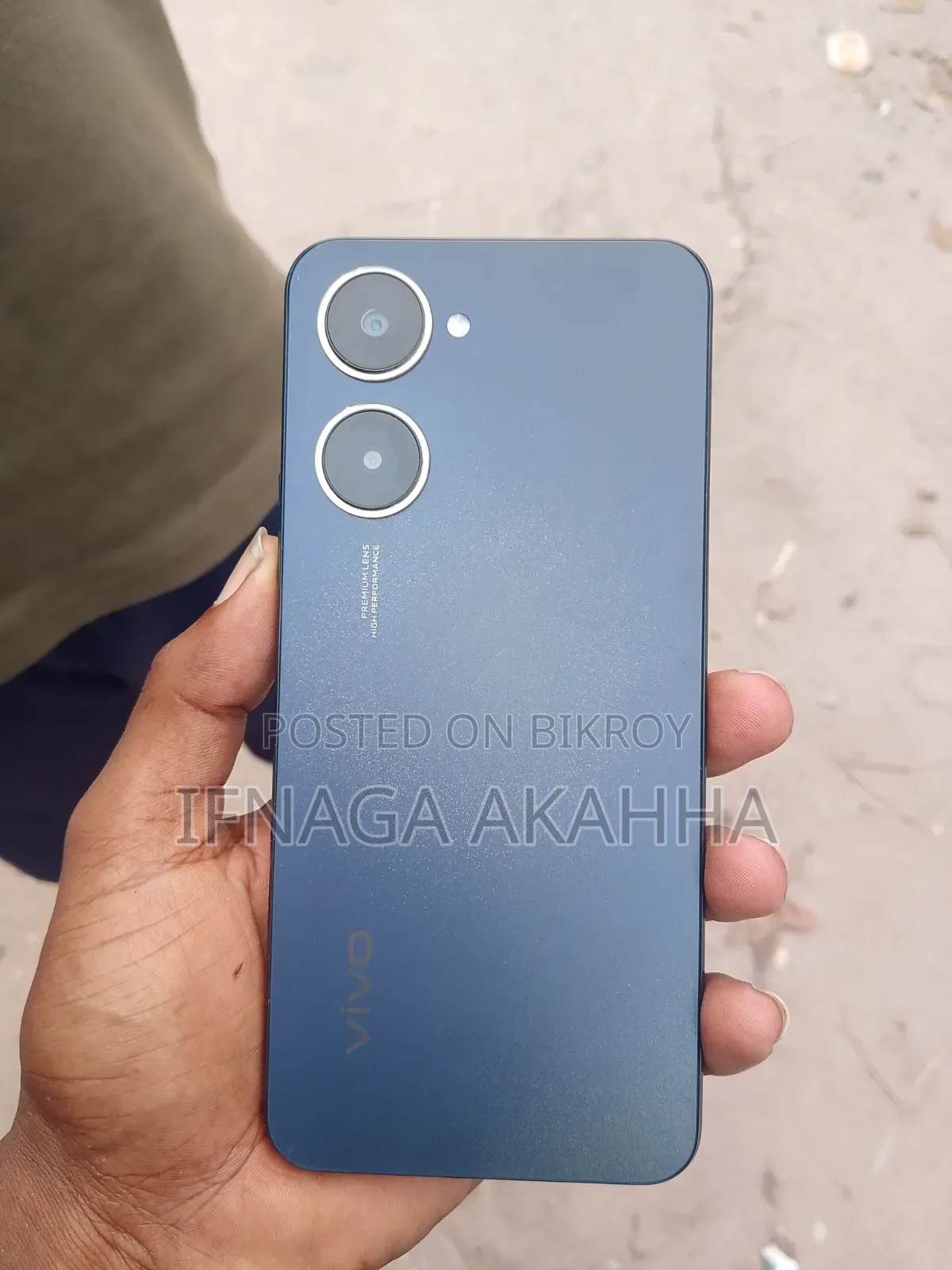 Vivo 4 GB Silver